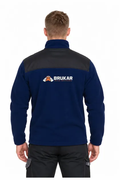 Granatowy polar roboczy Guard od tyłu z dużym haftem logo BRUKAR pod czarną wstawką — przykładowe logo